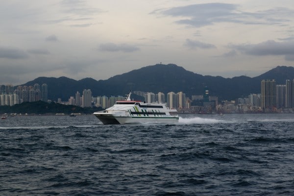 Speed Ferry zur Discovery Bay Hong Kong